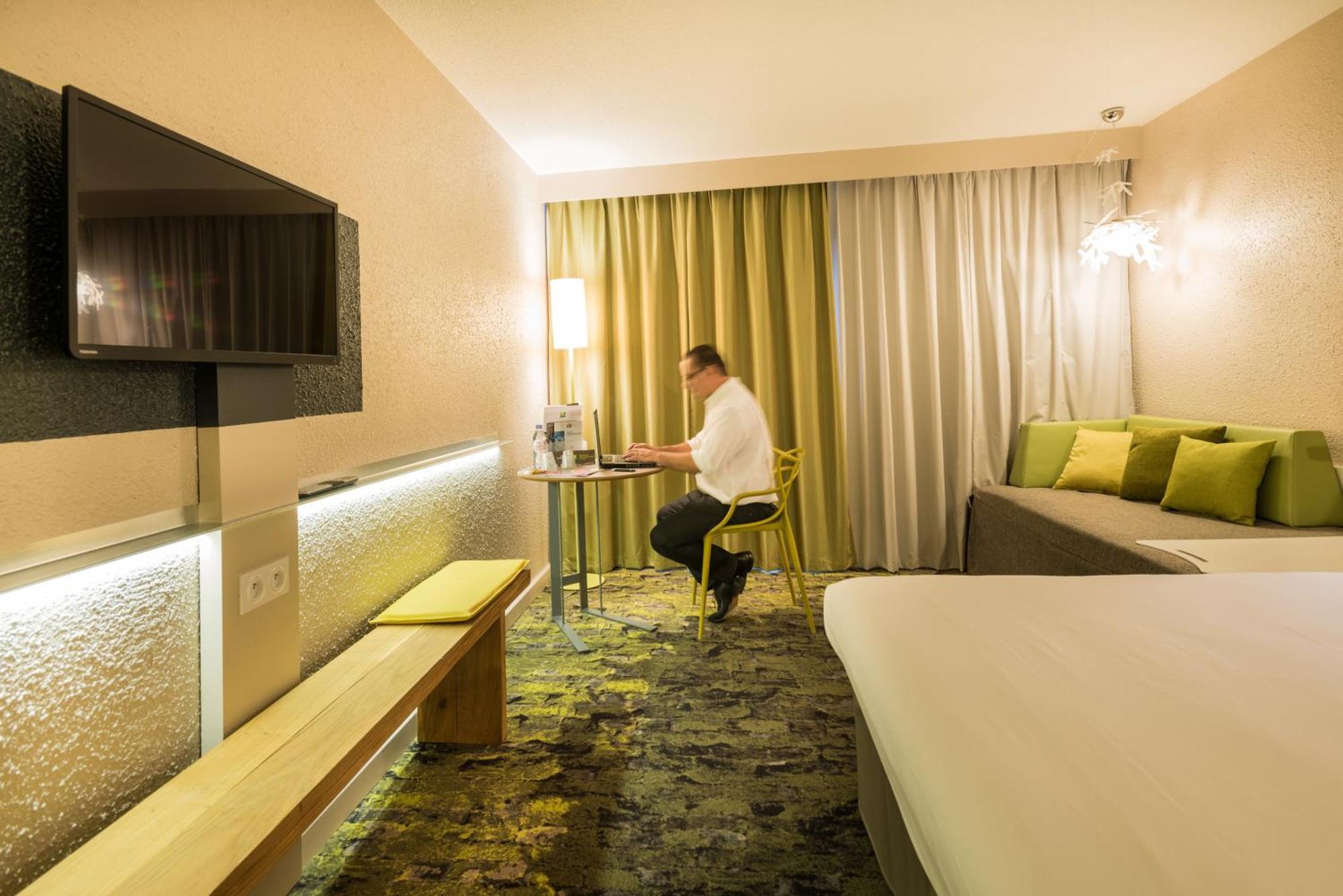 ไอบิส สไตล์ ตูร์ ซุด Hotel ช็องเบรย์-เล-ตูร์ ห้อง รูปภาพ