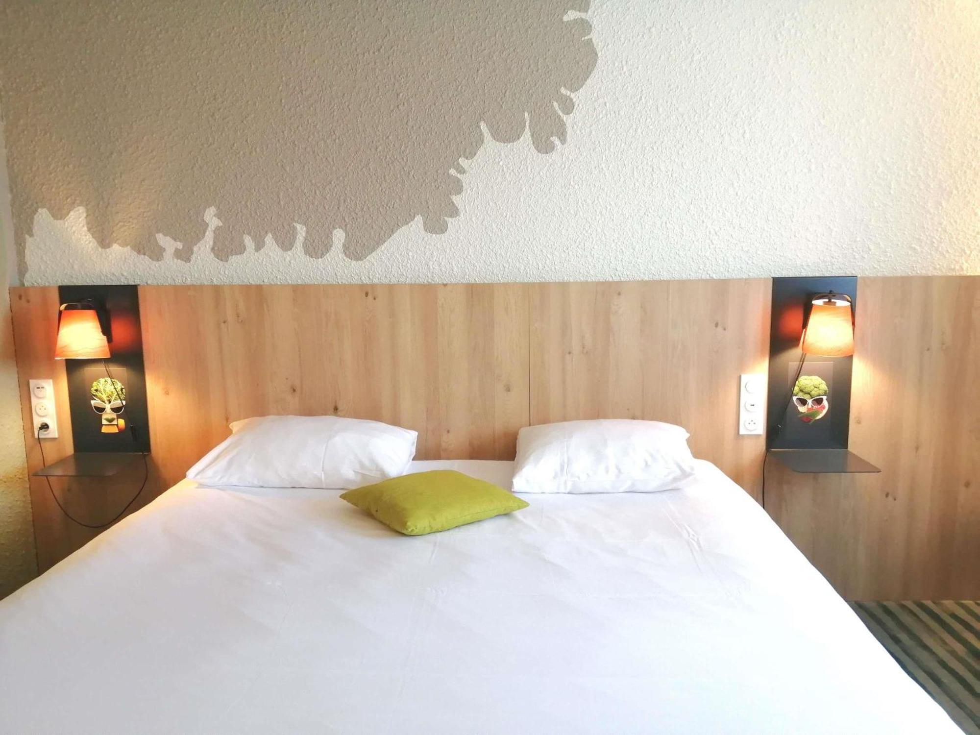 ไอบิส สไตล์ ตูร์ ซุด Hotel ช็องเบรย์-เล-ตูร์ ภายนอก รูปภาพ