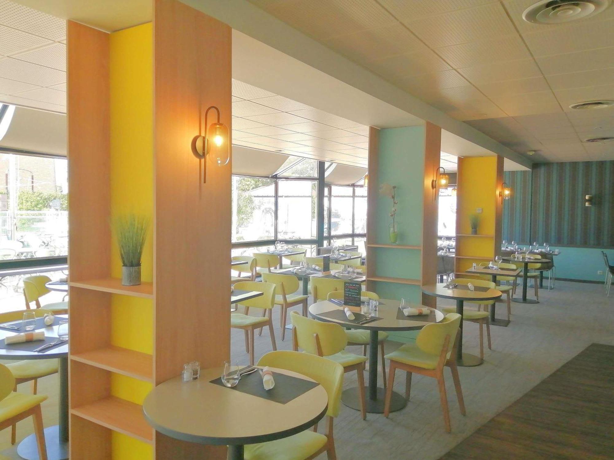 ไอบิส สไตล์ ตูร์ ซุด Hotel ช็องเบรย์-เล-ตูร์ ภายนอก รูปภาพ